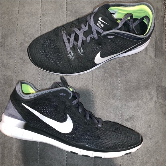 Nike - Picture 1 of 4